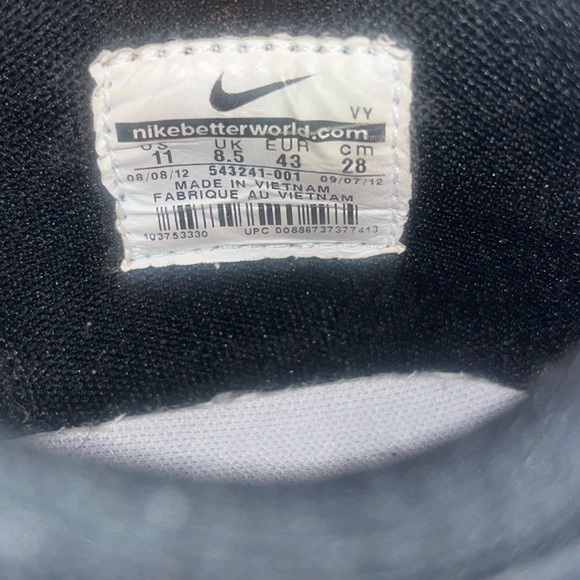 Nike Dunks 2012 Low skinny polka dot sneaker women’s sizee 11 black pink grey - Picture 3 of 4